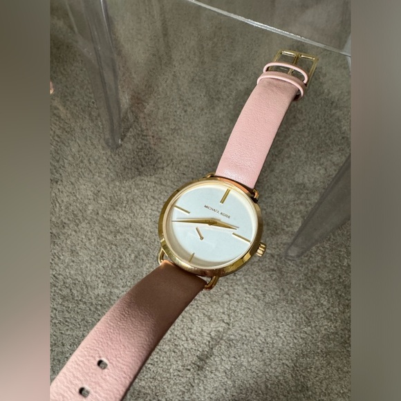Michael Kors Parker Chronograph White Dial Pink Leather Strap Watch For Women - MK6935